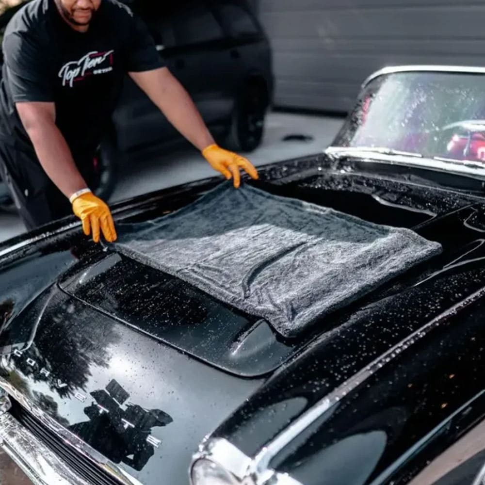 Dynara Microfiber Towel for Cars – Soft, Scratch-Free Cleaning Cloth